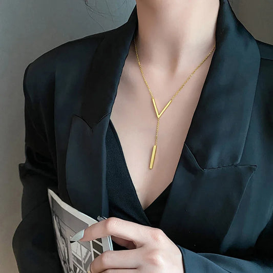 V-shaped Long Sexy Clavicle Gold Necklace