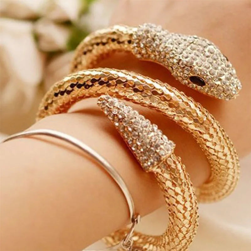 Special Snake-Shaped Bracelet